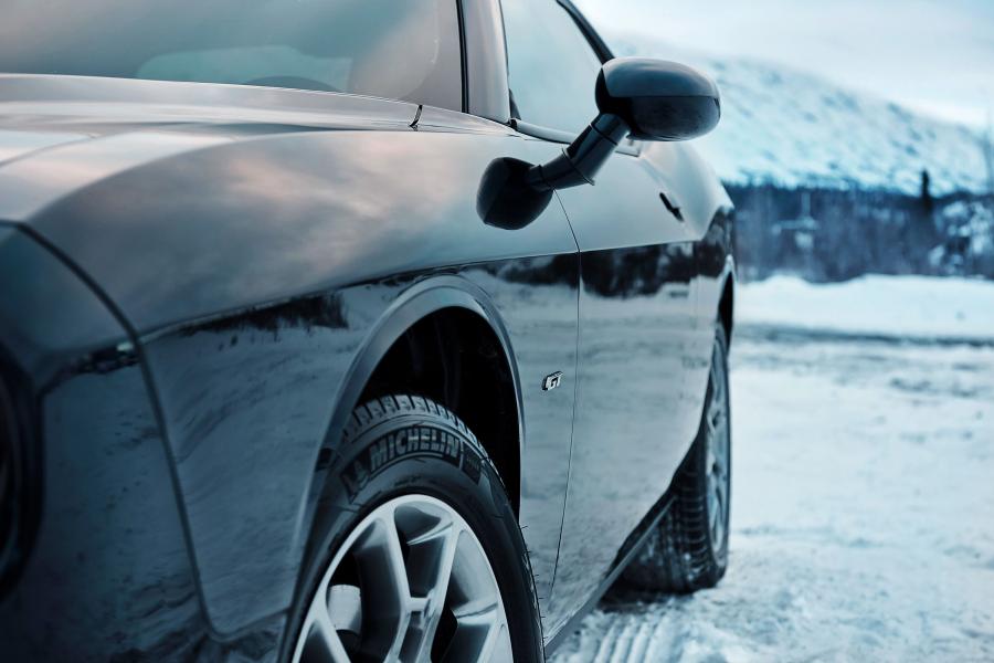 Детали экстерьера Dodge Challenger GT AWD 2016 года  (фото 32 из 33)